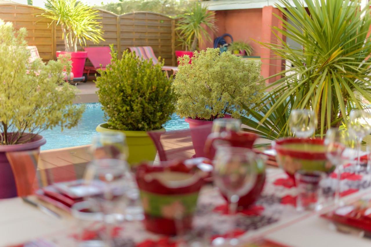 La Villa Lea Uzes Exterior photo